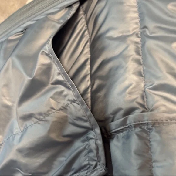 32 degrees Quilted Jacket Med zip up blue-gray No hood LIKE NEW - Picture 9 of 13